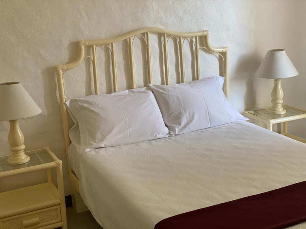 Manzanillo Pied A Terre Otel Dış mekan fotoğraf